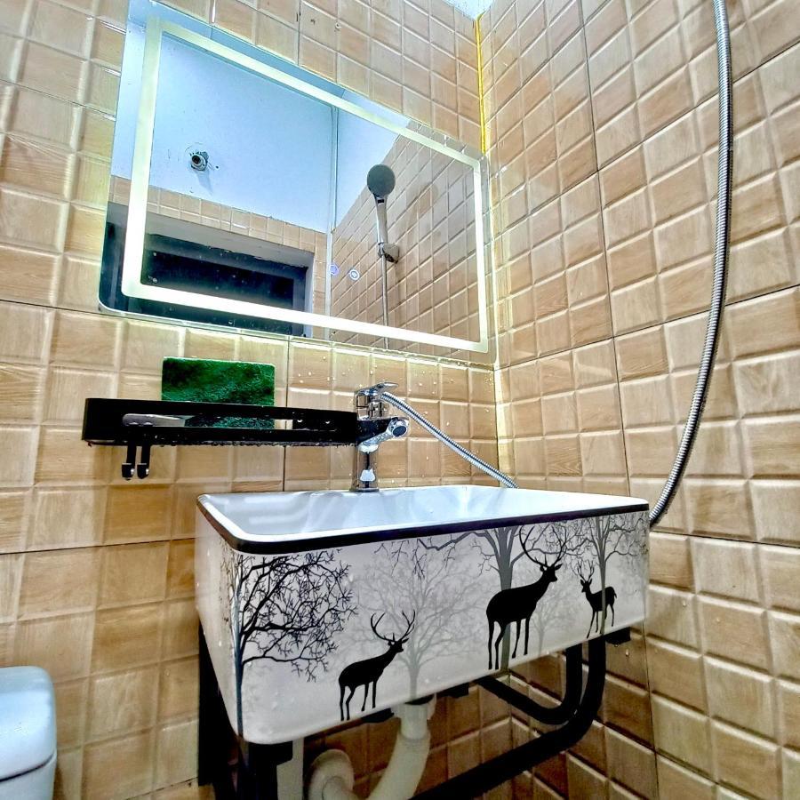 Amelie Homestay Hanoi Zewnętrze zdjęcie